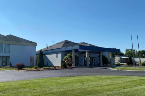 Отель AmericInn by Wyndham Fort Atkinson  Форт Аткинсон